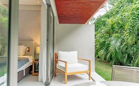 Qavi - Flat na rua Principal com vista jardim #ÎledePipa